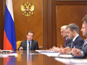 Приоритеты бюджета — промышленность и дороги
