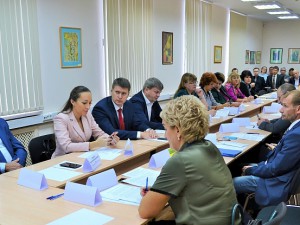 В рамках образовательного форума Республики Коми «Образование. Государство. Общество» прошел научно-методический семинар «Новые возможности для каждого: непрерывное образование и профессиональные стандарты»