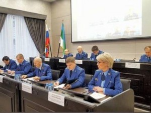 В прокуратуре Республики Коми 05.12.2018 состоялось заседание коллегии прокуратуры республики на котором обсудили результаты анализа состояния законности в сфере защиты прав субъектов инвестиционной деятельности
