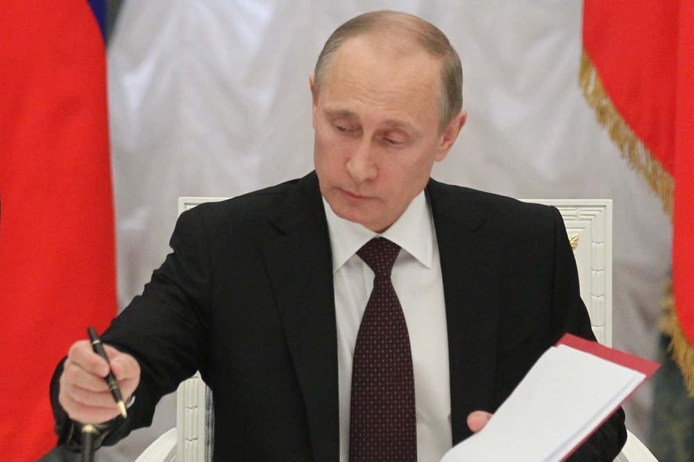 Putin-zakon(1).jpg