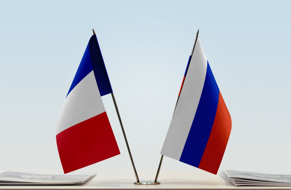 Franziya-rossiya-flag(1).jpg