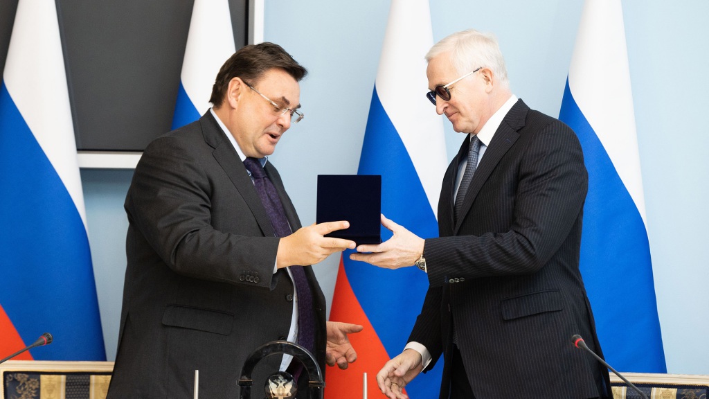 Schohin-nagraghdenie-2020(1).jpg