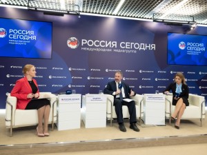 Эксперты НСК встретились с журналистами