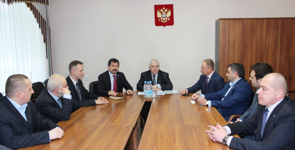 Usinsk-vstrecha-v-administrazii(1).jpg