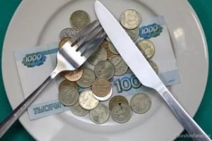 Прожиточный минимум натягивают на МРОТ